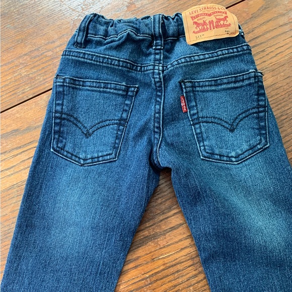 Jeans - Picture 3 of 9